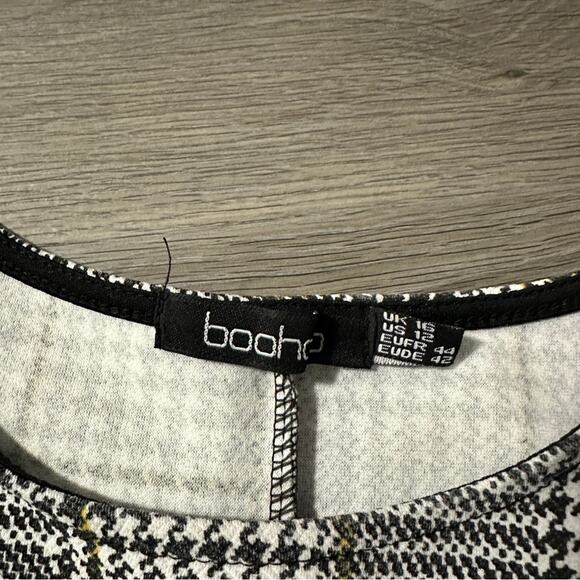 Boohoo Black & White Striped Plaid Houndstooth Short Sleeve Tunic Top Size 12 - Picture 5 of 9